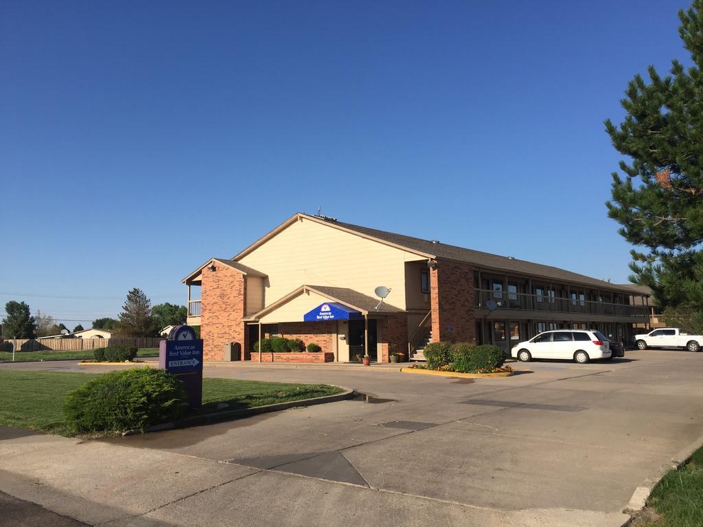 Americas Best Value Inn - Garden City Exterior photo