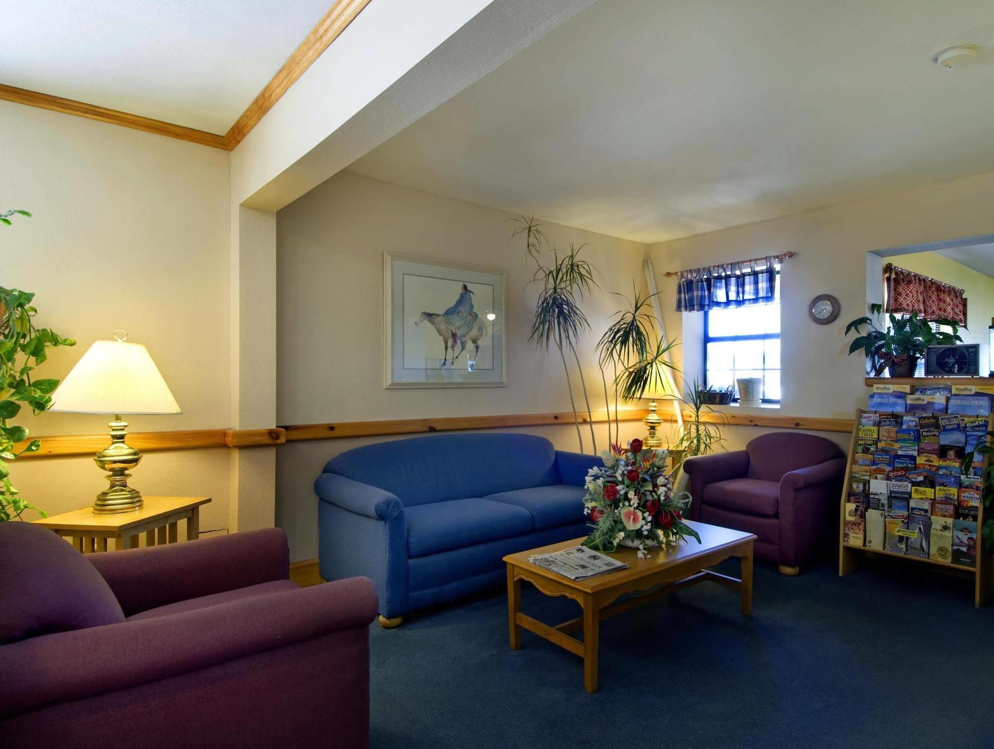 Americas Best Value Inn - Garden City Exterior photo
